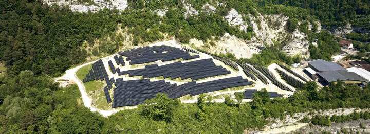 PV-Anlage Liesberg KELSAG "Hinterm Chestel" - Bildnachweis: Christian Aeberhard PV-Anlage Liesberg KELSAG "Hinterm Chestel" - Bildnachweis: Christian Aeberhard
