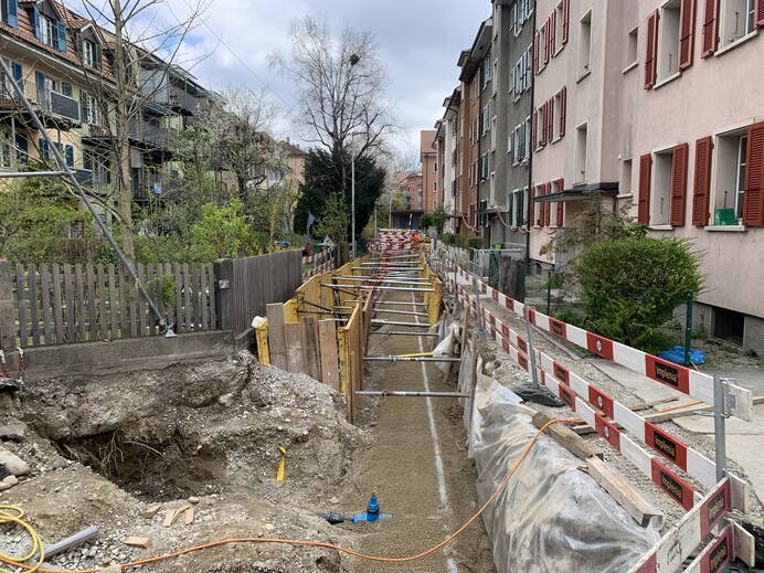 Vorher - Graben mit Spriessungen