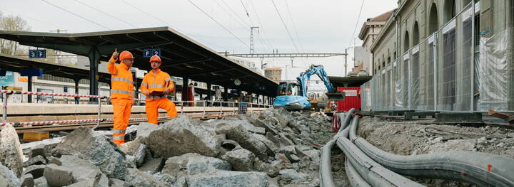 La sécurité est importante : même dans des conditions difficiles de l’environnement des voies ferrées