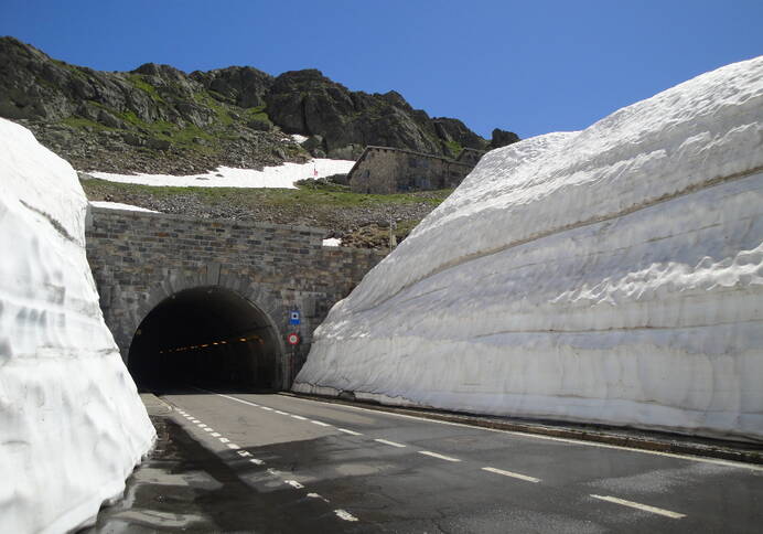 Tunnel Scheitel du col du Susten avec de nouvelles installations BSA