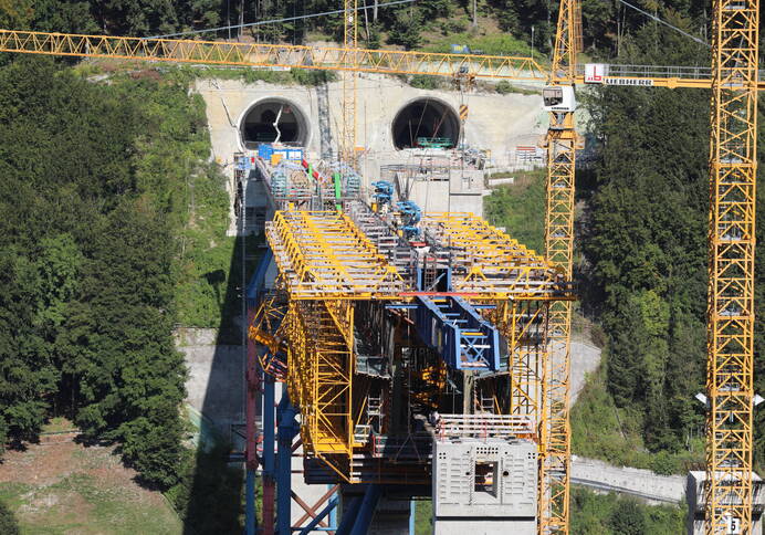 Eindrucksvolle Fistalbrücke im Bau
(Foto: CC Störfix)